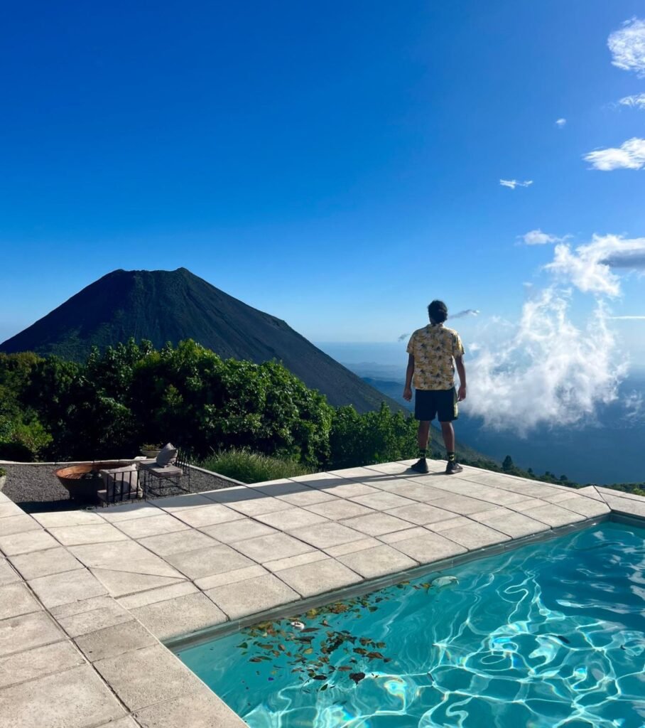 Randy the backpacker overlooking a volcano in El Salvador